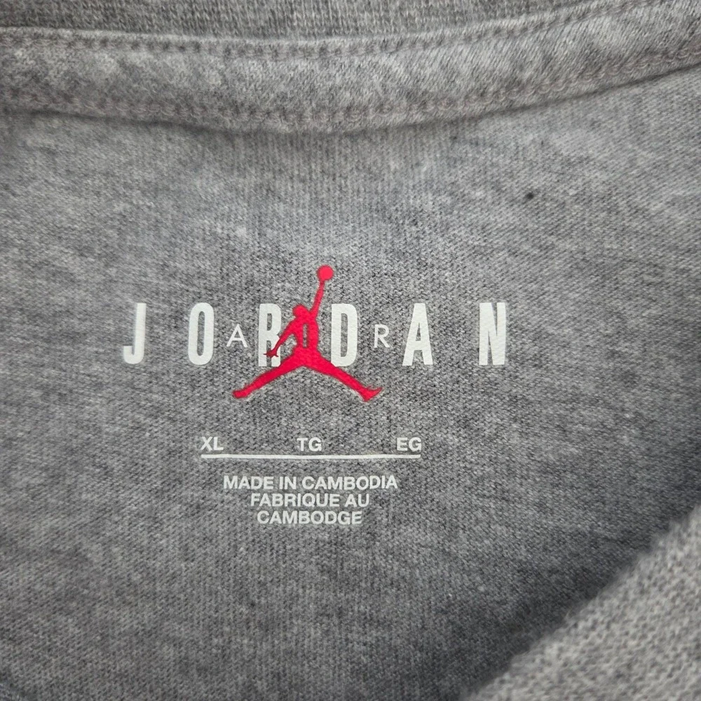Jordan T-Shirt Grey The Cradle‎ Graphic Art Mens XL